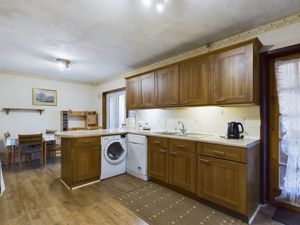 Dining kitchen- click for photo gallery